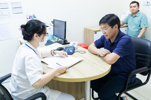Khám sức khỏe định kỳ cho viên chức và người lao động năm 2024